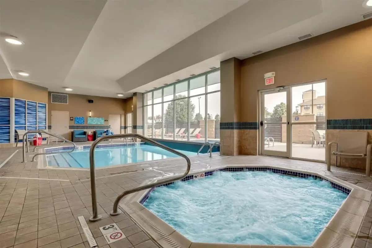 In-room hot tub at Drury Inn & Suites Dayton North in Dayton, OH