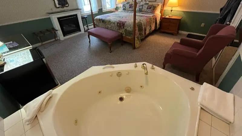 Echo Lake Inn — view