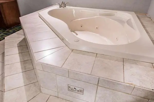 Private in-room jacuzzi at Econo Lodge Cranston