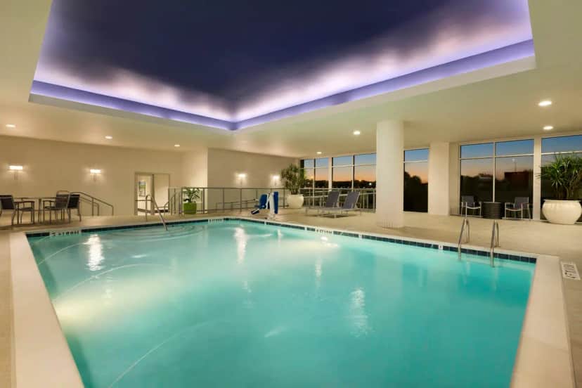 Embassy Suites by Hilton Greenville Downtown Riverplace — pool