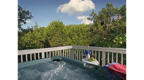 Private outdoor hot tub at Equinox Inn At Canyon Lake in Canyon Lake, TX