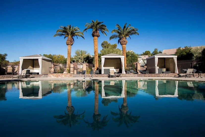 Hotels with jacuzzi in room in Mesquite