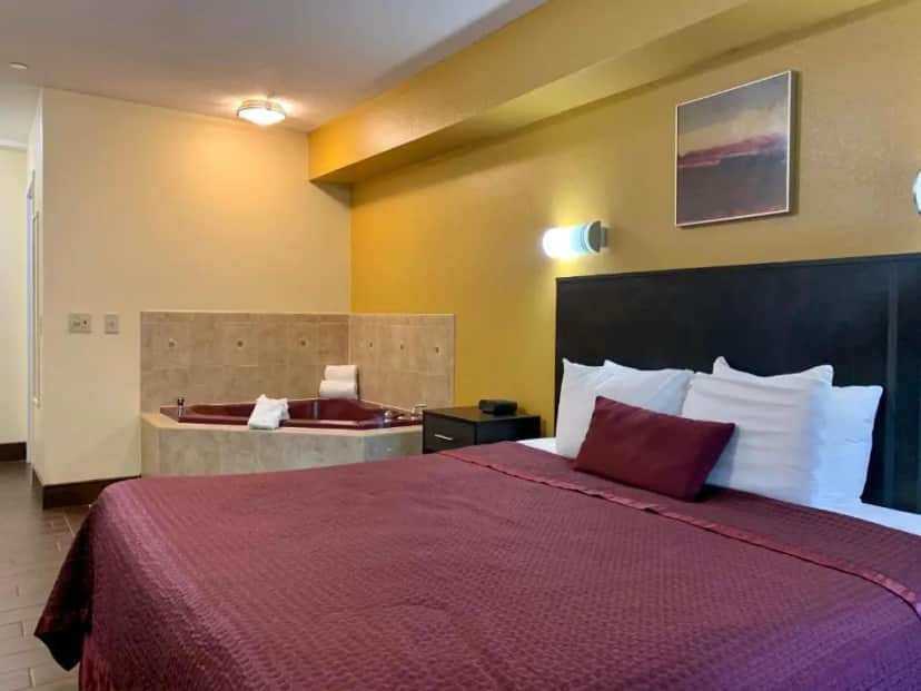 Private in-room jacuzzi tub in the King Room with Spa Bath - Non-Smoking at Executive Inn & Suites