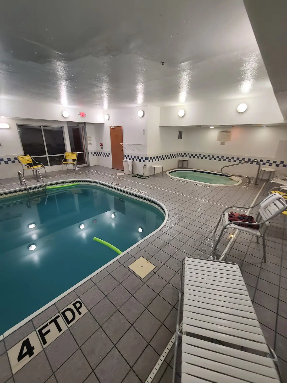 Hotels in Canton with a jacuzzi in the room