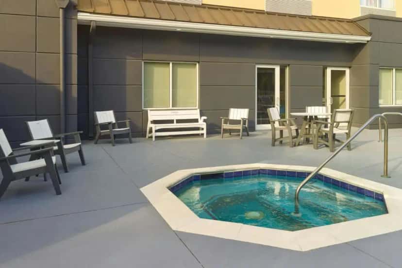In-room hot tub at Fairfield Inn & Suites Charleston in South Charleston, WV