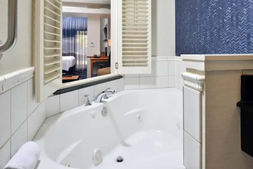 In-room hot tub at Fairfield Inn & Suites Santa Cruz - Capitola in Aptos, CA