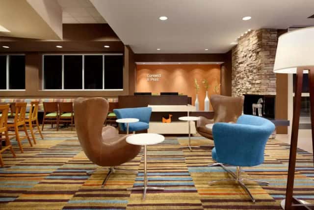 Fairfield Inn Philadelphia Valley Forge/King of Prussia — guest room