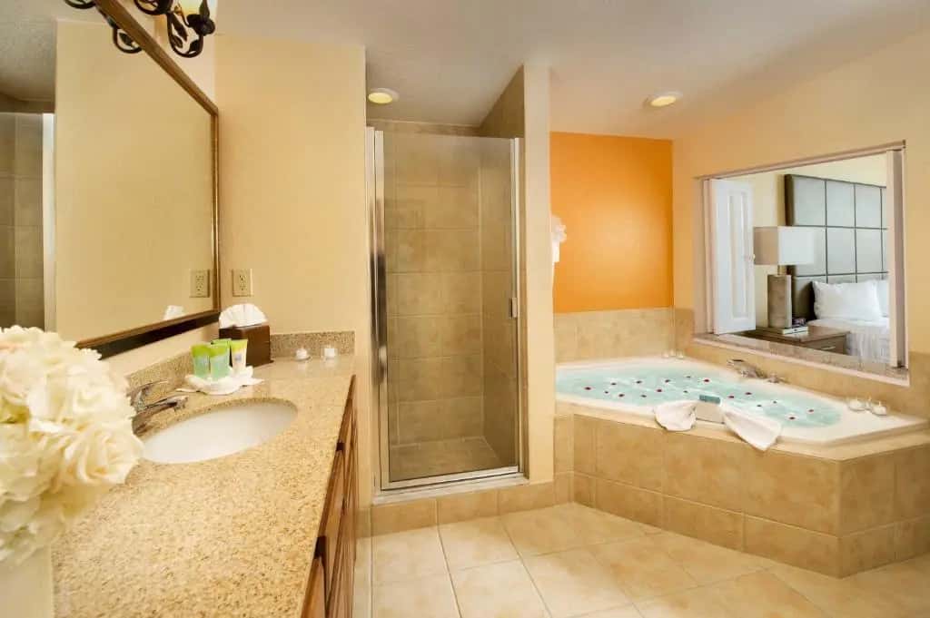 In-room hot tub at Floridays Resort Orlando in Orlando, FL