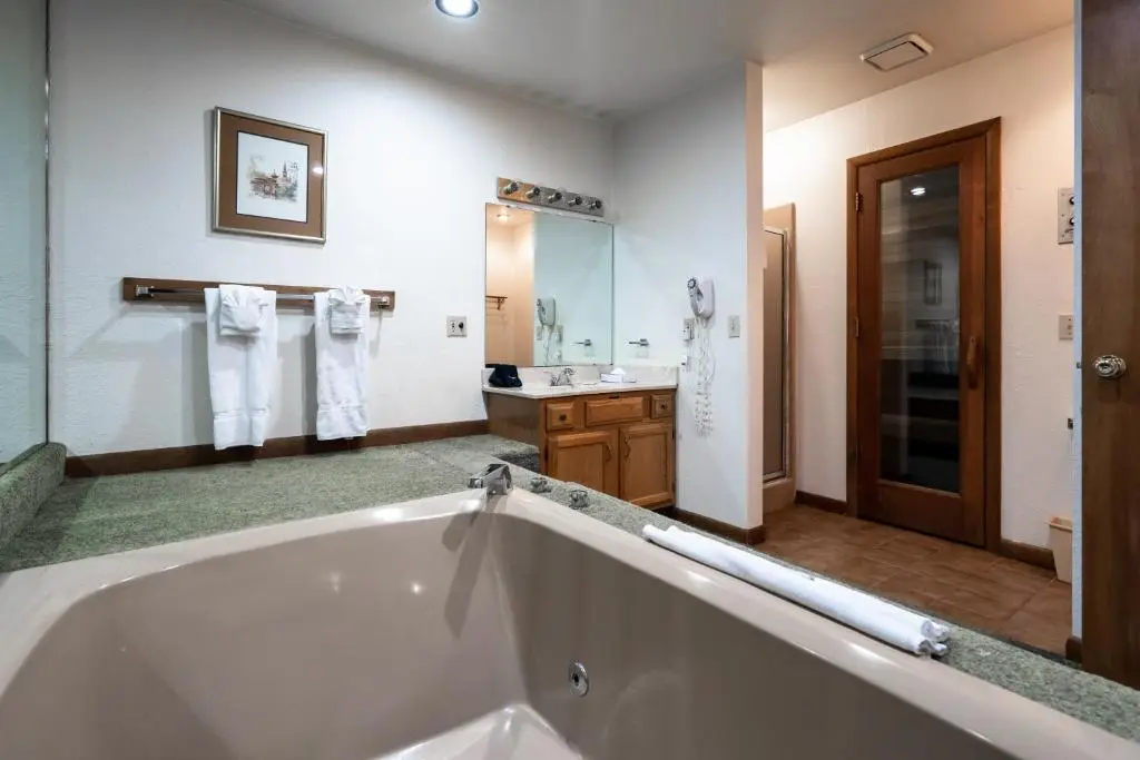 Private in-room jacuzzi tub in the Two-Bedroom Suite at French Lick Springs Villas