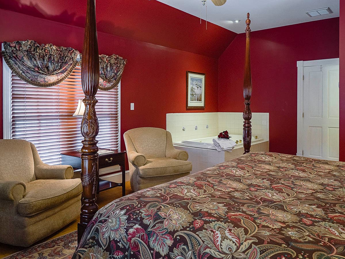 George Brooks House Bed & Breakfast