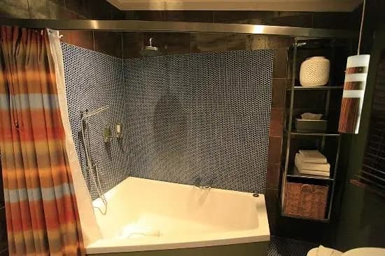 Hotels with jacuzzi in room in Big Sur