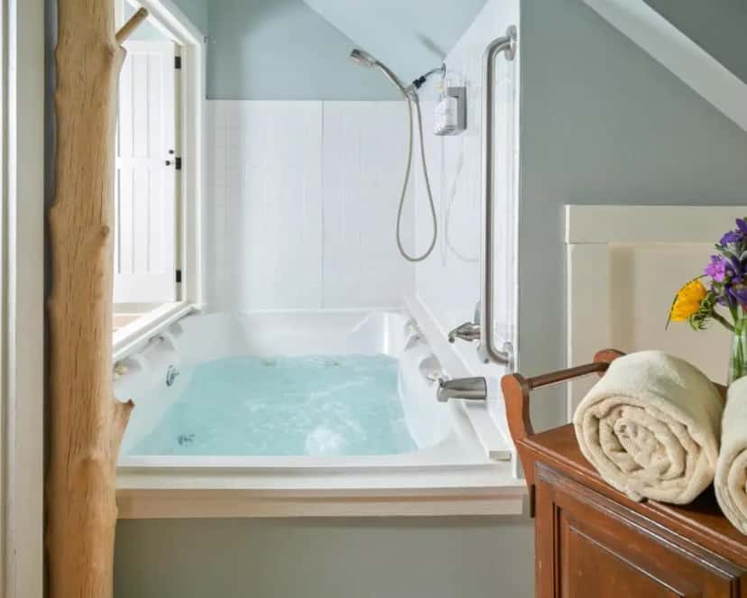 In-room hot tub at Goldberry Woods in Union Pier, MI