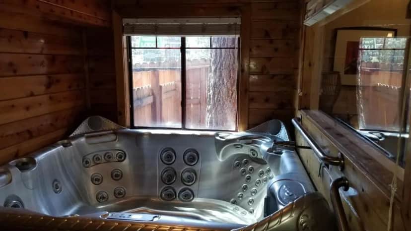 Private in-room jacuzzi in the Holiday Home at Gondola Lodge & Tahoe Beach Club