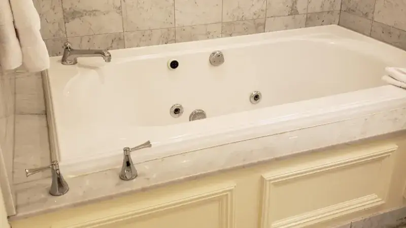 In-room hot tub at Grand Geneva Resort & Spa in Lake Geneva, WI
