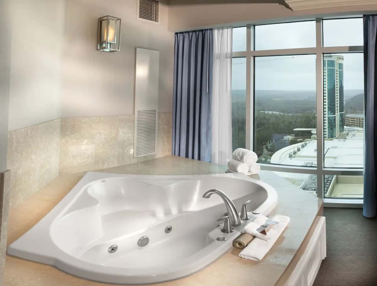 Grand Pequot Tower At Foxwoods private in room hot tub