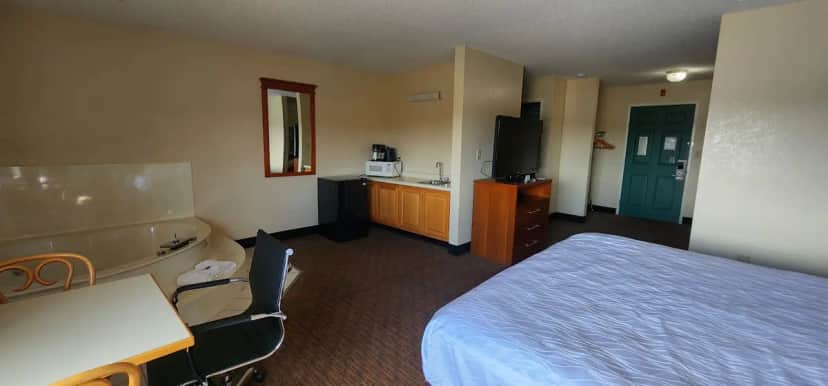 Private in-room jacuzzi tub at GrandStay Hotel & Suites Waseca