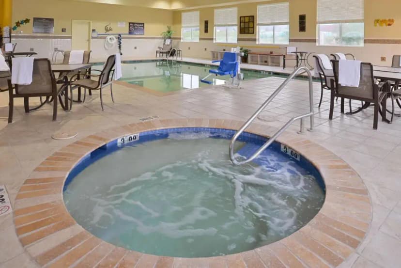 Hotels in Alpine with a jacuzzi in the room
