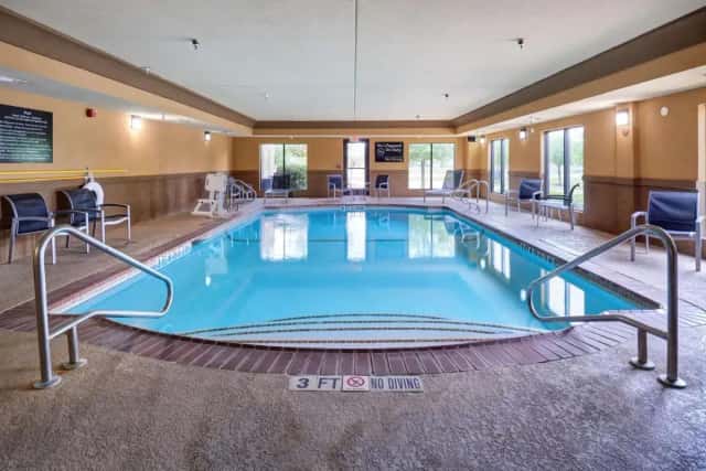 Hampton Inn & Suites Austin South/Buda — guest room