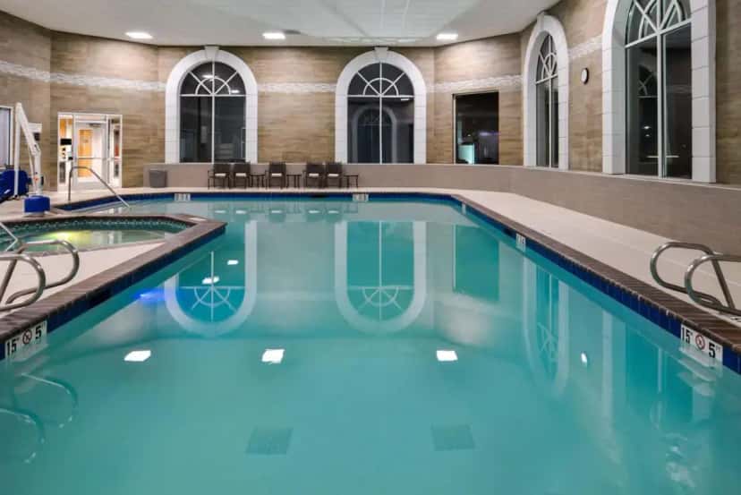 In-room hot tub at Hampton Inn & Suites Boise Spectrum in Boise, ID