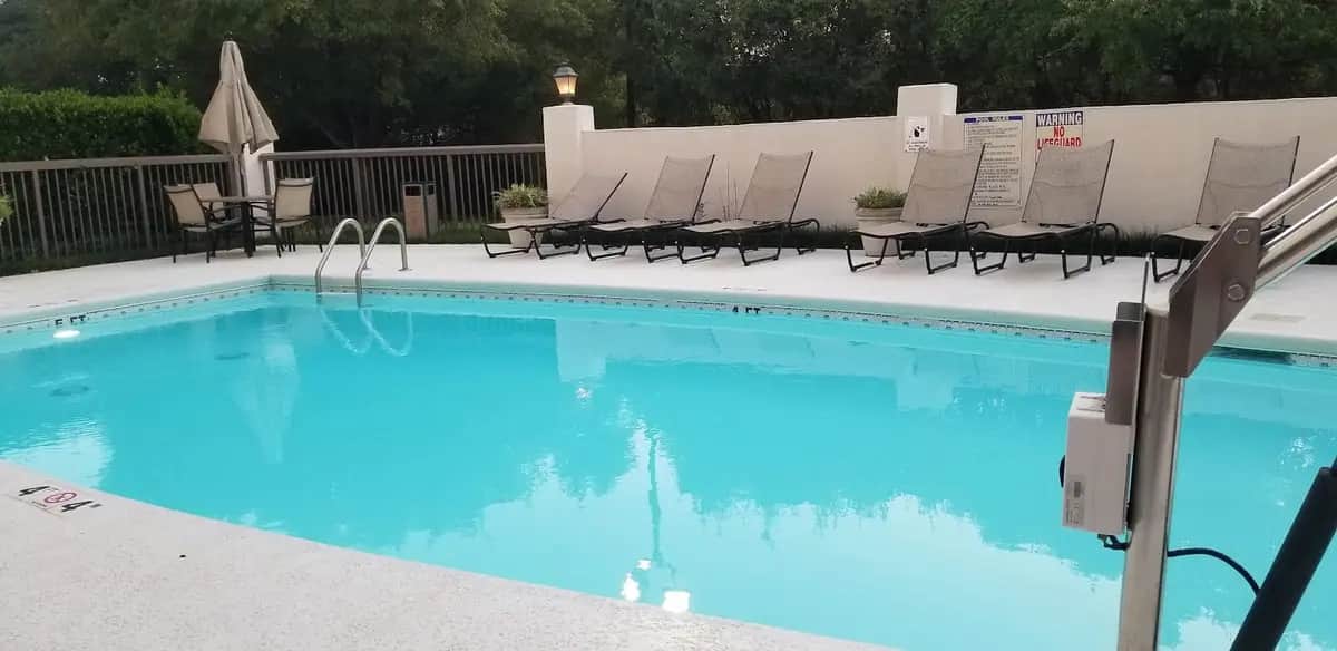Hampton Inn & Suites Charlotte/pineville — pool