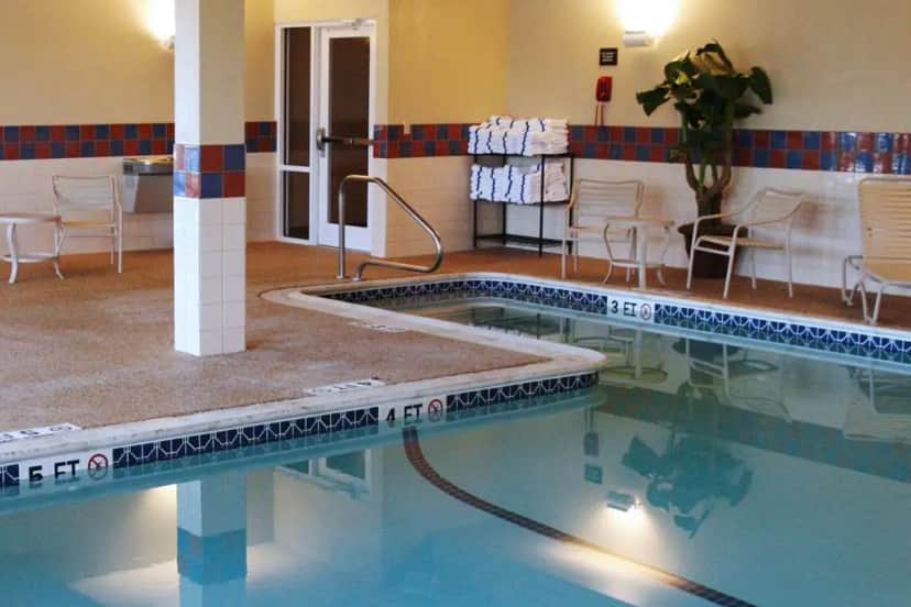 Private in-room jacuzzi at Hampton Inn & Suites Rockland