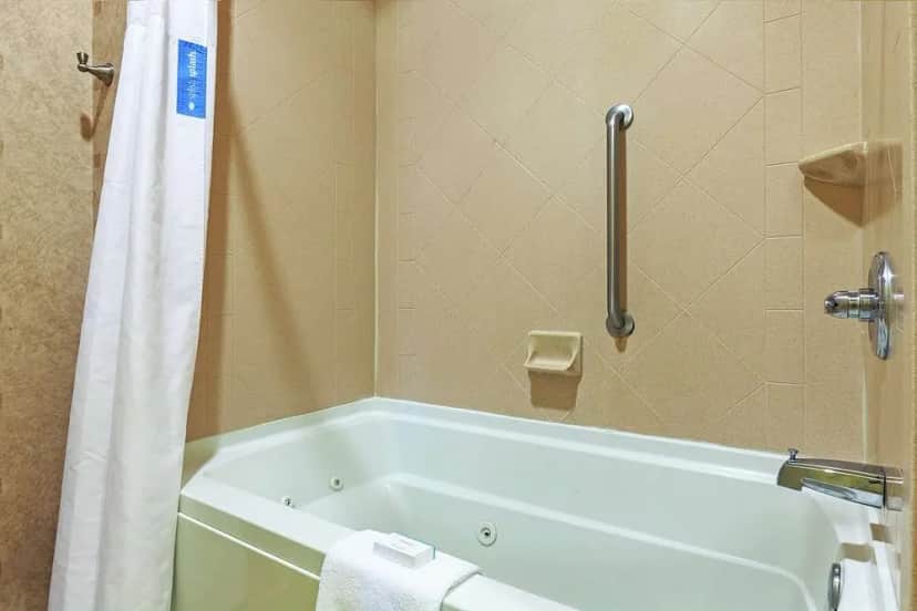 Hampton Inn & Suites Tulsa North/Owasso hotel photo 1 in Owasso, Oklahoma