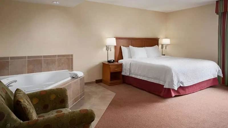 Hampton Inn Belle Vernon hotel photo 1 in Belle Vernon, Pennsylvania