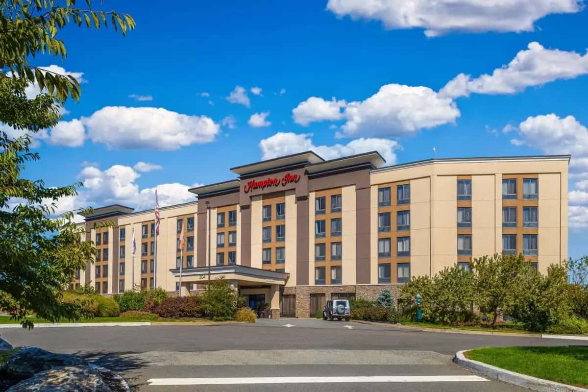 a rendering of the hampton inn suites cambridge commons at Hampton Inn Carlstadt At The Meadowlands in Carlstadt