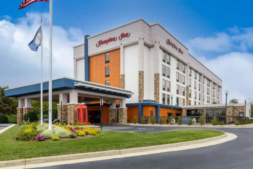 In-room hot tub at Hampton Inn Christiansburg/blacksburg in Christiansburg, VA