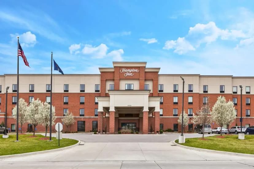 Hotels with jacuzzi in room in Southgate