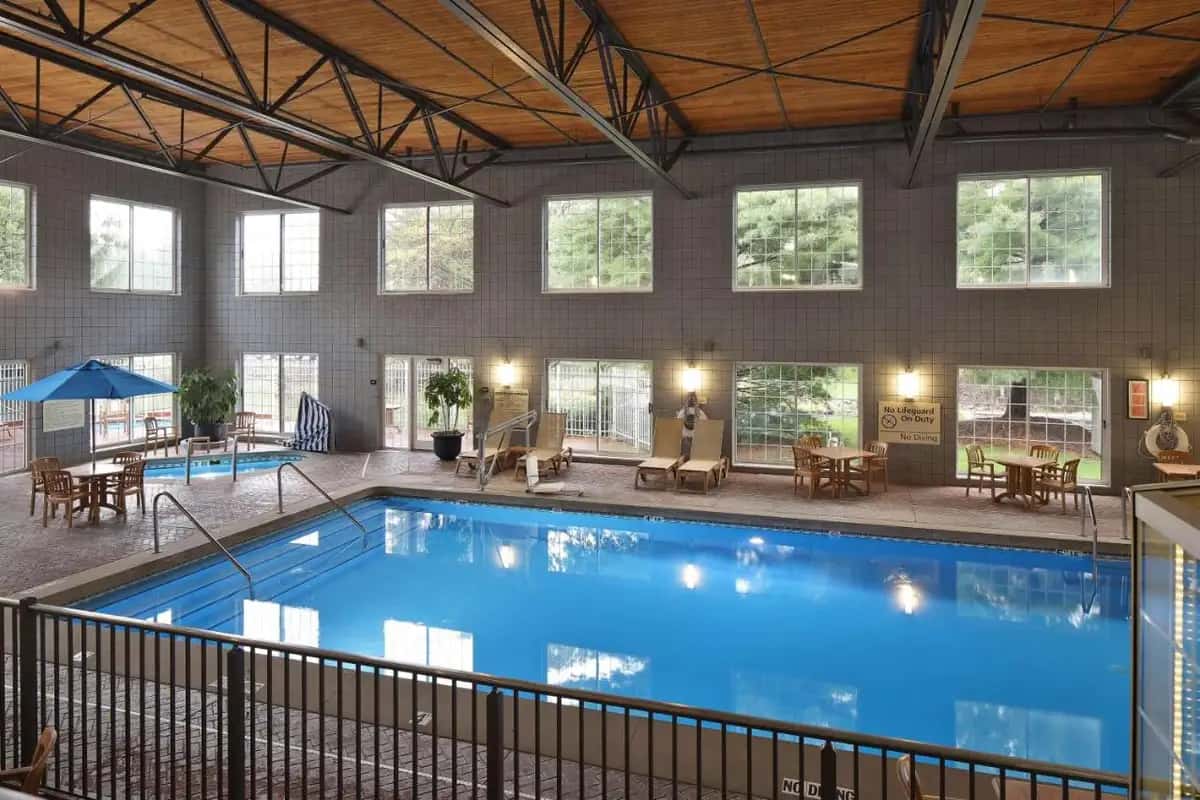 In-room hot tub at Hampton Inn Holland in Holland, MI