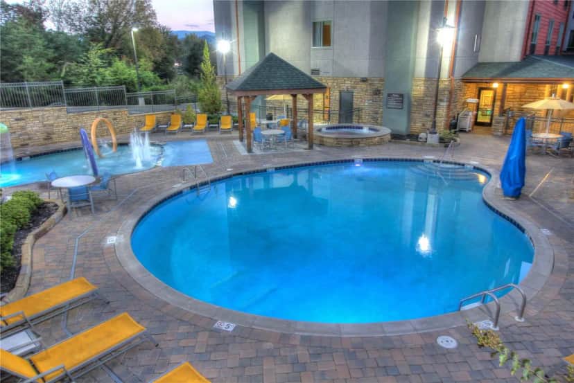 Shared outdoor hot tub at Hampton Inn Pigeon Forge