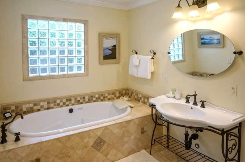 Private in-room jacuzzi tub at Harbor House Inn