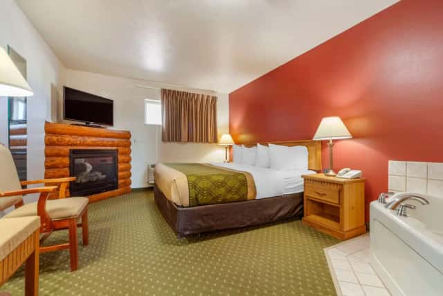 Harmony Inn — guest room