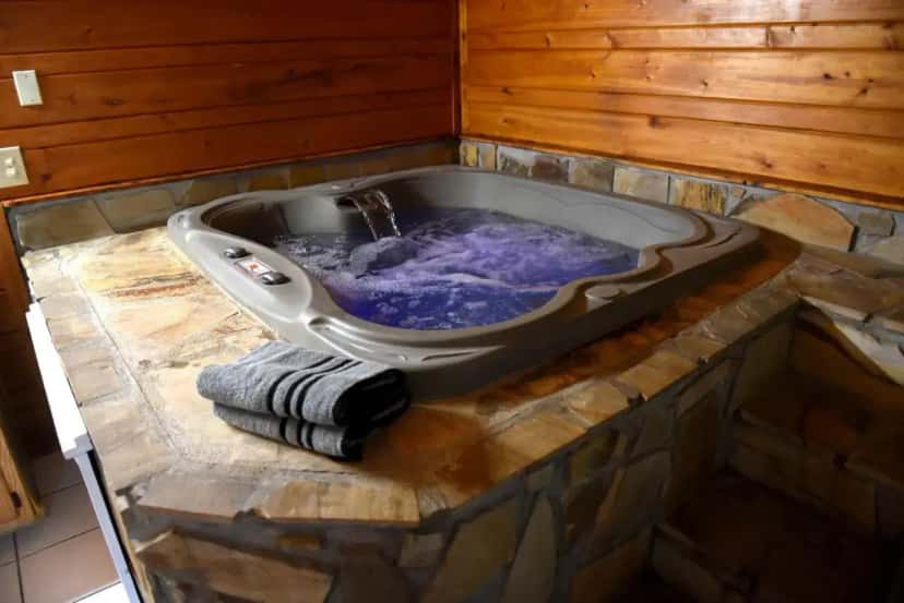 In-room hot tub at Heidi Motel in Helen, GA