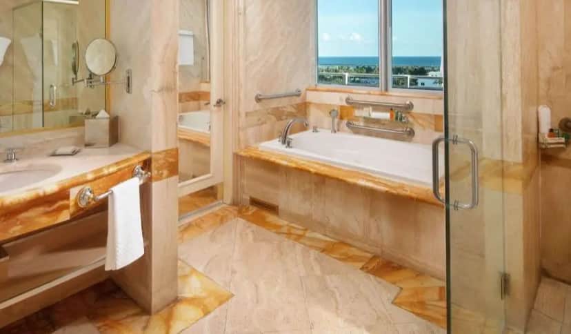 Hilton Bentley Miami/South Beach — view