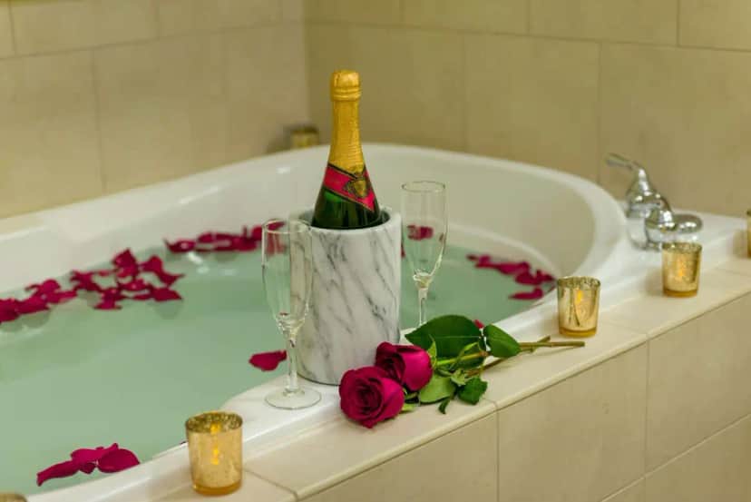 Private in-room jacuzzi tub in the King Room with Spa Bath - Non-Smoking at Hilton Garden Inn Cleveland East / Mayfield Village