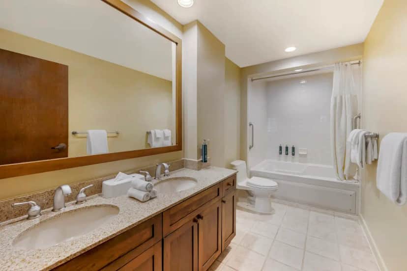 Private in-room jacuzzi tub at Hilton Vacation Club Cancun Resort Las Vegas