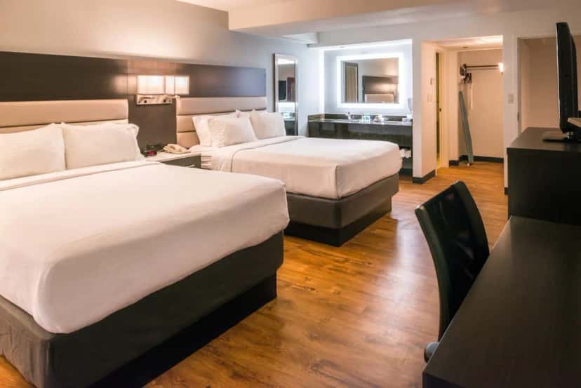 In-room hot tub at Holiday Inn & Suites Beaumont-Plaza (I-10 & Walden), an IHG hotel in Beaumont, TX