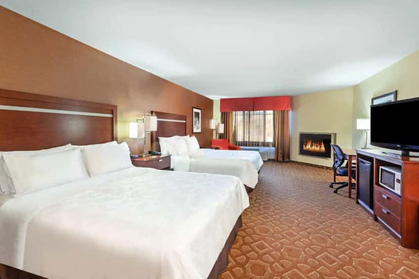In-room hot tub at Holiday Inn & Suites Durango Downtown By IHG in Durango, CO