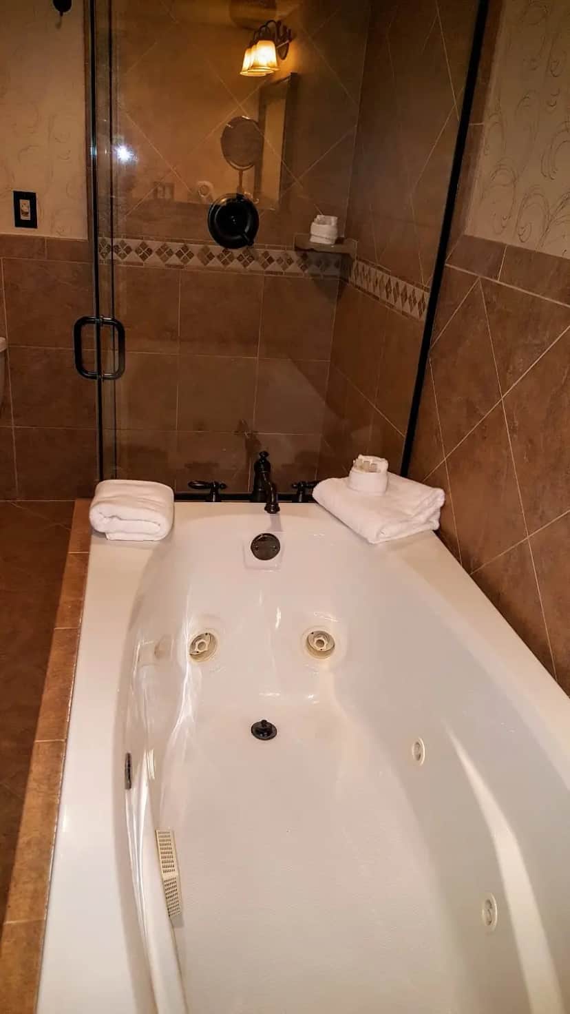 Holiday Inn Clark – Newark Area, an IHG Hotel hotel photo 1 in Clark, New Jersey