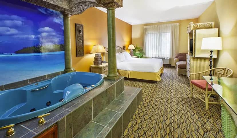 Holiday Inn Express & Suites Belleville (airport Area) By IHG hotel photo 1 in Belleville, Michigan