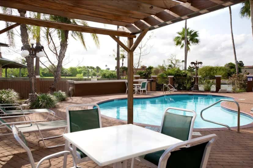 In-room hot tub at Holiday Inn Express & Suites Brownsville By IHG in Brownsville, TX