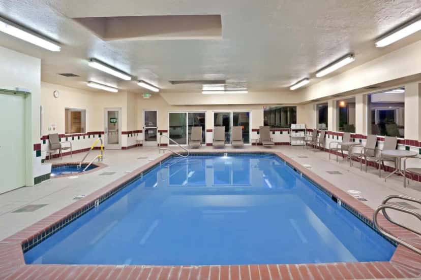 In-room jacuzzi tub at Holiday Inn Express & Suites Burlington, an IHG hotel in Burlington, WI
