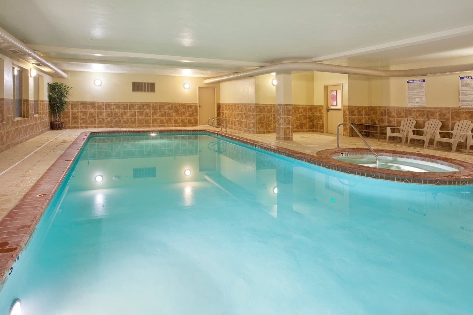 Holiday Inn Express & Suites Cedar City, an IHG hotel