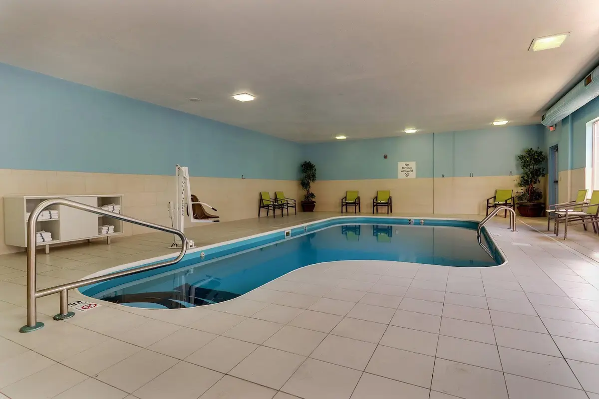 Holiday Inn Express & Suites Dayton-Centerville, An IHG Hotel — pool
