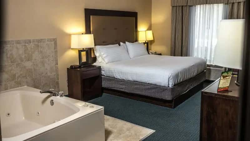 In-room hot tub at Holiday Inn Express & Suites Detroit-Novi By IHG in Novi, MI