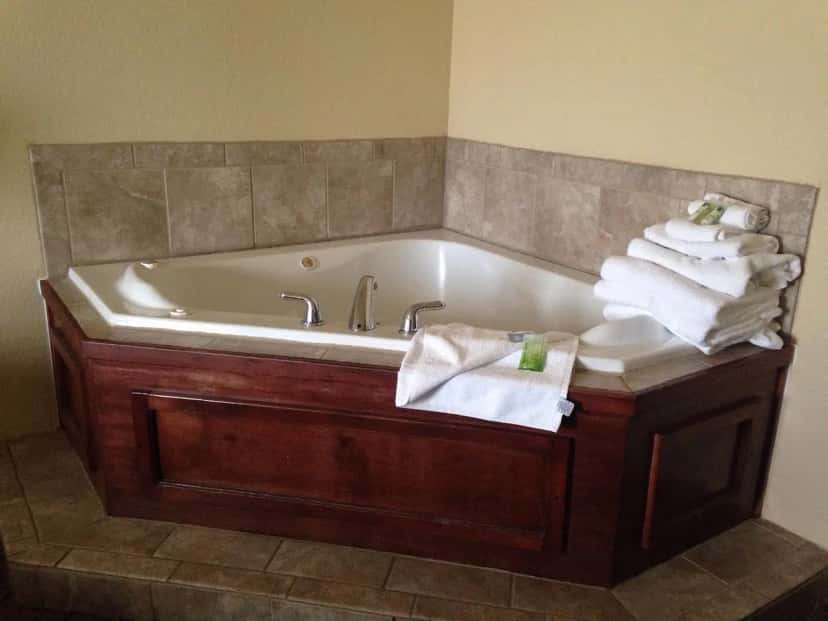 In-room hot tub at Holiday Inn Express & Suites El Dorado, KS, an IHG Hotel in El Dorado, KS