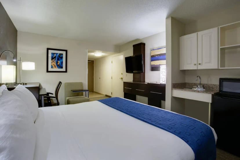 Hotels with jacuzzi in room in Carlstadt