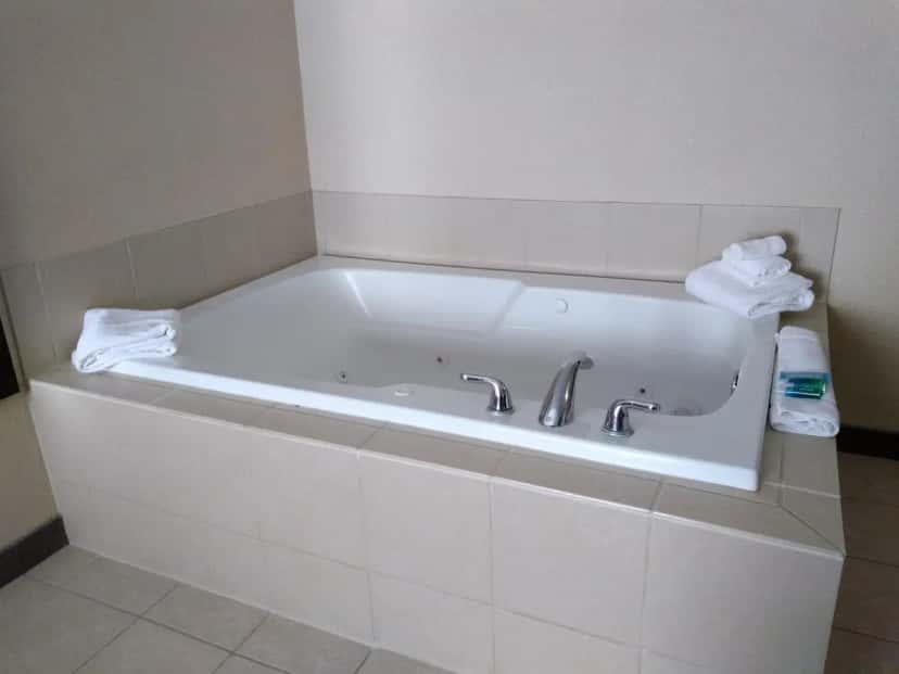In-room jacuzzi tub at Holiday Inn Express & Suites Waterford By IHG in Waterford, MI